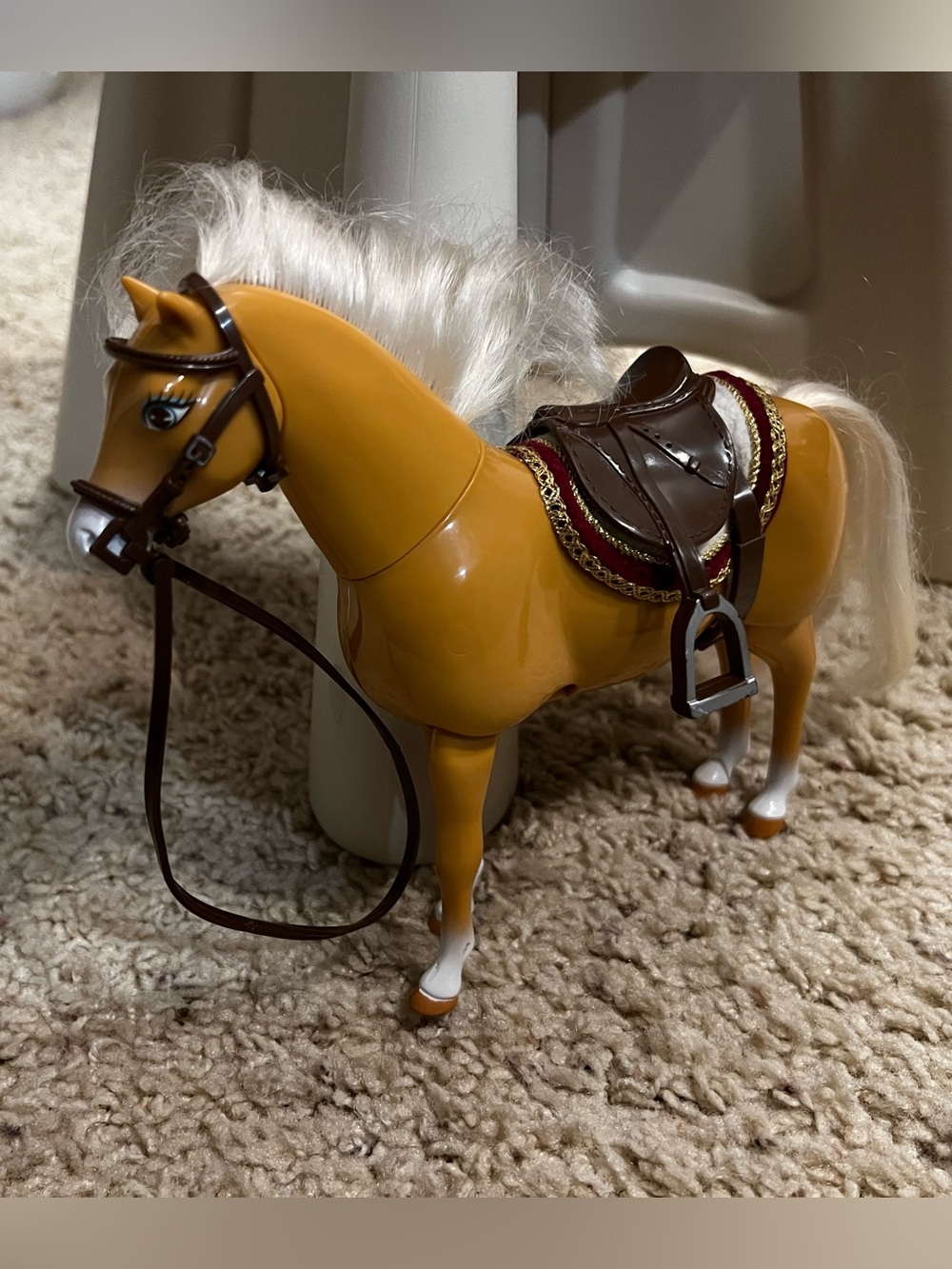 1997 Mattel Barbie Walking Horse with saddle, reigns, and saddle blanket